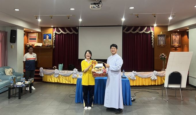 โรงเรียนปรีชานุศาสน์